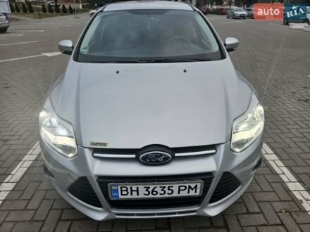 Білий Форд Фокус, об'ємом двигуна 2 л та пробігом 214 тис. км за 8400 $, фото 1 на Automoto.ua