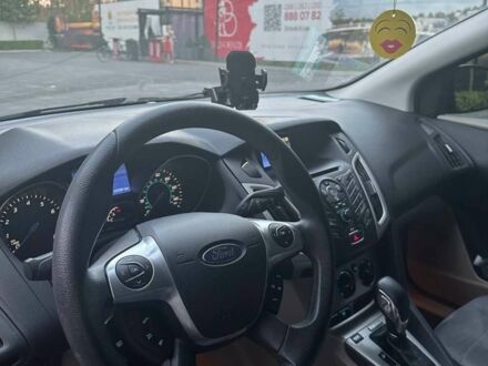 Білий Форд Фокус, об'ємом двигуна 2 л та пробігом 224 тис. км за 7100 $, фото 1 на Automoto.ua