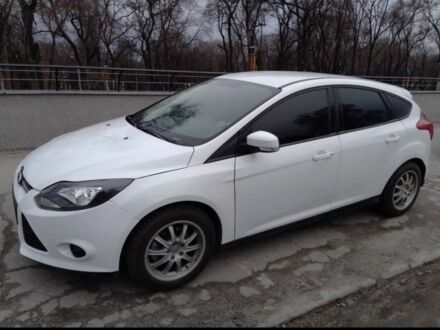 Белый Форд Фокус, объемом двигателя 1 л и пробегом 120 тыс. км за 6300 $, фото 1 на Automoto.ua