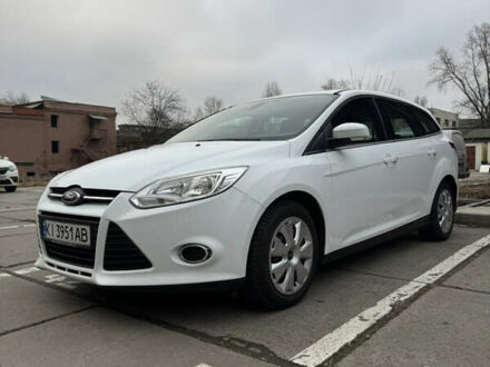 Белый Форд Фокус, объемом двигателя 1.56 л и пробегом 201 тыс. км за 8000 $, фото 1 на Automoto.ua