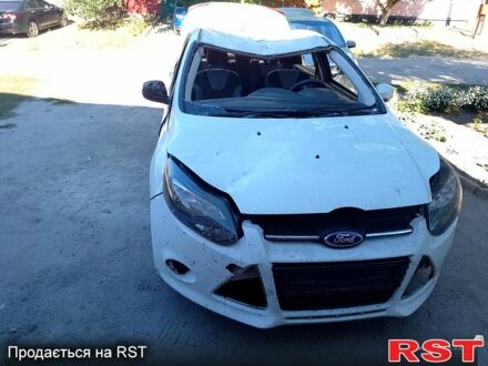 Форд Фокус 2013 у Кропивницькому (Кіровограді) на Automoto.ua Білий Форд Фокус, об'ємом двигуна 1.6 л та пробігом 120 тис. км за 2300 $, фото 1 на Automoto.ua