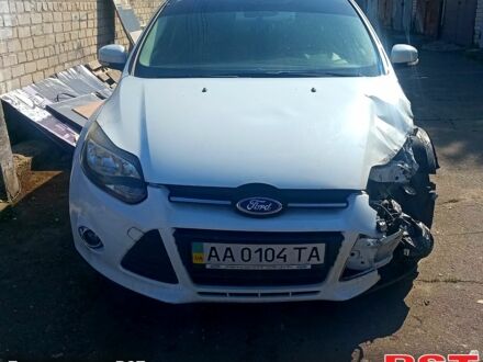 Форд Фокус 2013 у Києві на Automoto.ua Білий Форд Фокус, об'ємом двигуна 1 л та пробігом 161 тис. км за 4444 $, фото 1 на Automoto.ua