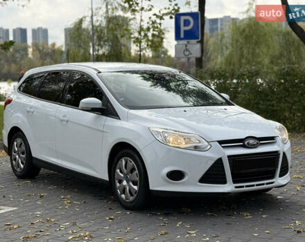 Белый Форд Фокус, объемом двигателя 1.6 л и пробегом 256 тыс. км за 7499 $, фото 1 на Automoto.ua