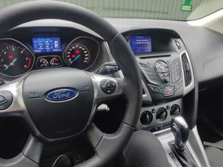 Белый Форд Фокус, объемом двигателя 2 л и пробегом 318 тыс. км за 7000 $, фото 1 на Automoto.ua