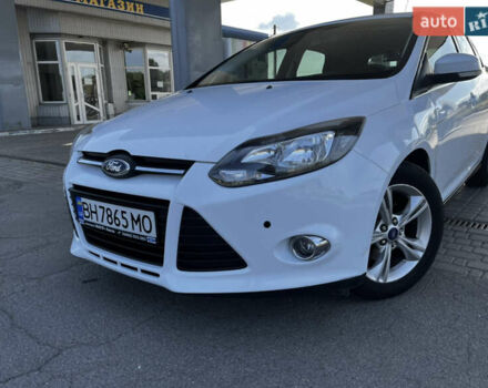 Белый Форд Фокус, объемом двигателя 1 л и пробегом 160 тыс. км за 6000 $, фото 1 на Automoto.ua