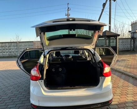 Білий Форд Фокус, об'ємом двигуна 1 л та пробігом 290 тис. км за 5200 $, фото 1 на Automoto.ua