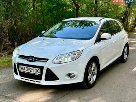 Белый Форд Фокус, объемом двигателя 1 л и пробегом 196 тыс. км за 5900 $, фото 1 на Automoto.ua