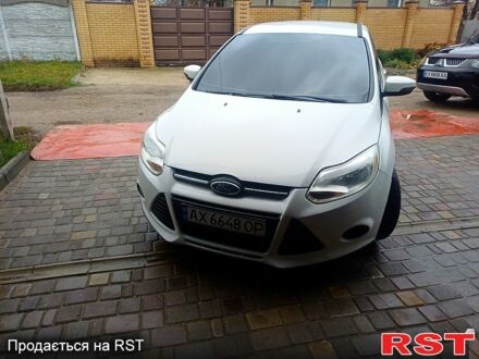 Белый Форд Фокус, объемом двигателя 2 л и пробегом 173 тыс. км за 6300 $, фото 1 на Automoto.ua