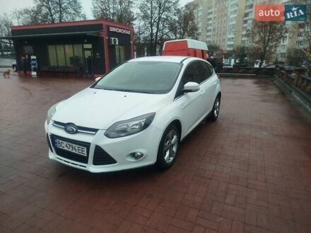 Білий Форд Фокус, об'ємом двигуна 1 л та пробігом 290 тис. км за 6000 $, фото 1 на Automoto.ua