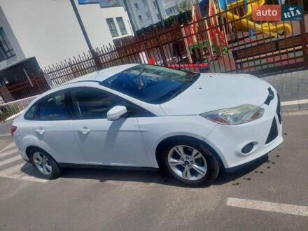 Форд Фокус 2013 в Ирпене на Automoto.ua Белый Форд Фокус, объемом двигателя 2 л и пробегом 120 тыс. км за 8000 $, фото 1 на Automoto.ua