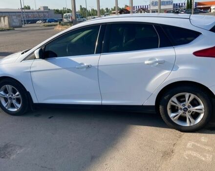 Белый Форд Фокус, объемом двигателя 1 л и пробегом 230 тыс. км за 6000 $, фото 1 на Automoto.ua