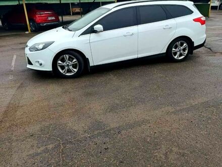 Белый Форд Фокус, объемом двигателя 1.6 л и пробегом 210 тыс. км за 6000 $, фото 1 на Automoto.ua