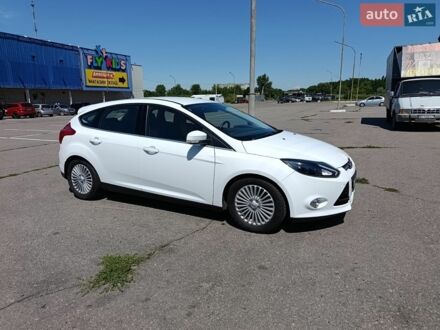 Белый Форд Фокус, объемом двигателя 1 л и пробегом 210 тыс. км за 6500 $, фото 1 на Automoto.ua