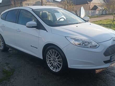 Білий Форд Фокус, об'ємом двигуна 0 л та пробігом 150 тис. км за 5700 $, фото 1 на Automoto.ua