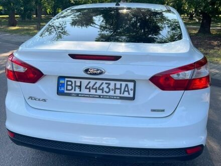 Білий Форд Фокус, об'ємом двигуна 1 л та пробігом 51 тис. км за 6800 $, фото 1 на Automoto.ua