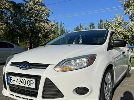 Форд Фокус 2013 в Одессе на Automoto.ua Белый Форд Фокус, объемом двигателя 2.01 л и пробегом 275 тыс. км за 7000 $, фото 1 на Automoto.ua