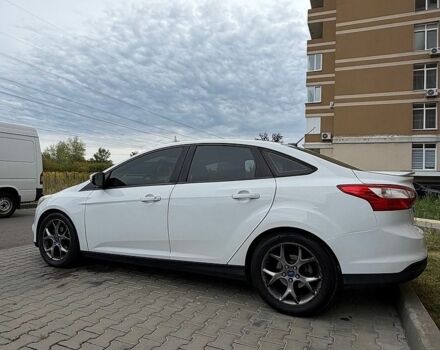 Белый Форд Фокус, объемом двигателя 2 л и пробегом 170 тыс. км за 6500 $, фото 1 на Automoto.ua