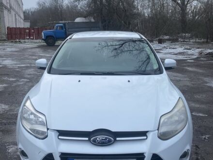 Белый Форд Фокус, объемом двигателя 1 л и пробегом 168 тыс. км за 7000 $, фото 1 на Automoto.ua