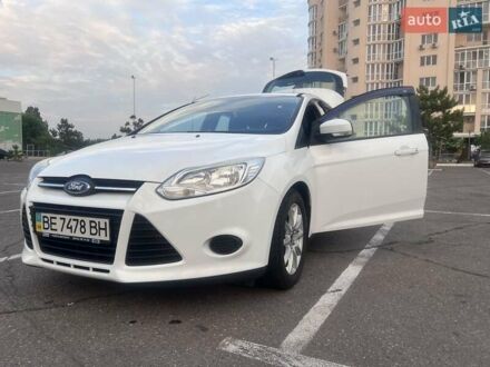 Белый Форд Фокус, объемом двигателя 1 л и пробегом 158 тыс. км за 7450 $, фото 1 на Automoto.ua