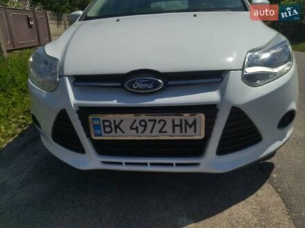 Форд Фокус 2013 в Житомире на Automoto.ua Белый Форд Фокус, объемом двигателя 1.56 л и пробегом 268 тыс. км за 7600 $, фото 1 на Automoto.ua