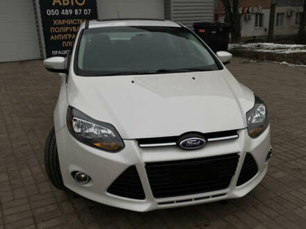 Белый Форд Фокус, объемом двигателя 2 л и пробегом 176 тыс. км за 10500 $, фото 1 на Automoto.ua