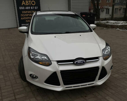 Білий Форд Фокус, об'ємом двигуна 2 л та пробігом 176 тис. км за 10500 $, фото 1 на Automoto.ua