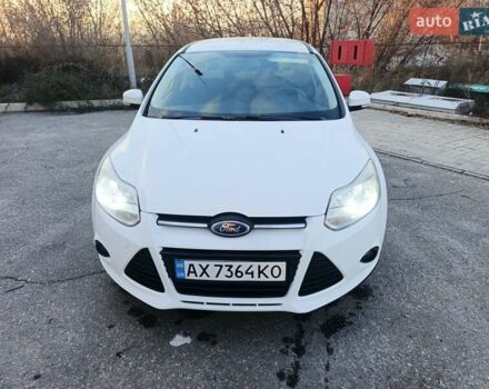 Белый Форд Фокус, объемом двигателя 1.56 л и пробегом 231 тыс. км за 7500 $, фото 1 на Automoto.ua