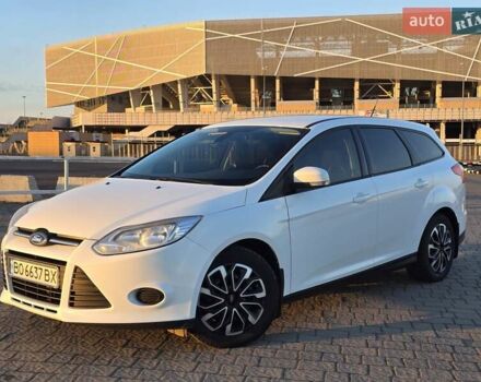 Белый Форд Фокус, объемом двигателя 1.6 л и пробегом 263 тыс. км за 7800 $, фото 1 на Automoto.ua