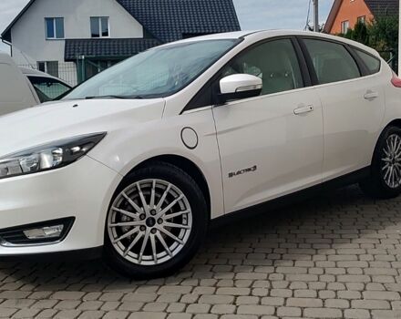 Білий Форд Фокус, об'ємом двигуна 0 л та пробігом 133 тис. км за 7700 $, фото 1 на Automoto.ua
