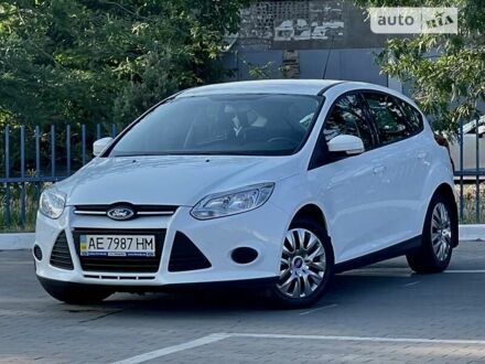 Форд Фокус 2014 в Одессе на Automoto.ua Белый Форд Фокус, объемом двигателя 1 л и пробегом 80 тыс. км за 7500 $, фото 1 на Automoto.ua