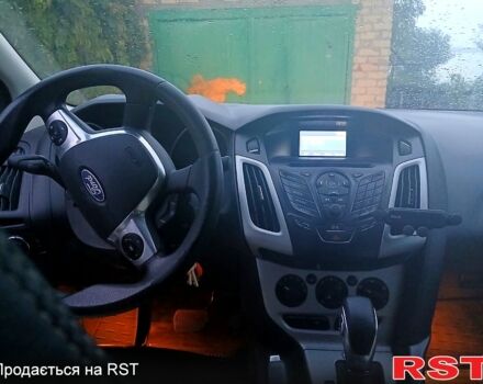 Білий Форд Фокус, об'ємом двигуна 2 л та пробігом 220 тис. км за 6500 $, фото 1 на Automoto.ua