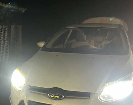 Білий Форд Фокус, об'ємом двигуна 2 л та пробігом 170 тис. км за 6800 $, фото 1 на Automoto.ua