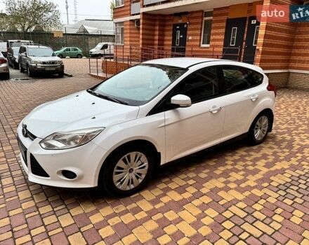 Белый Форд Фокус, объемом двигателя 1 л и пробегом 114 тыс. км за 7800 $, фото 1 на Automoto.ua