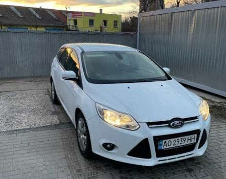 Белый Форд Фокус, объемом двигателя 1.56 л и пробегом 300 тыс. км за 6900 $, фото 1 на Automoto.ua