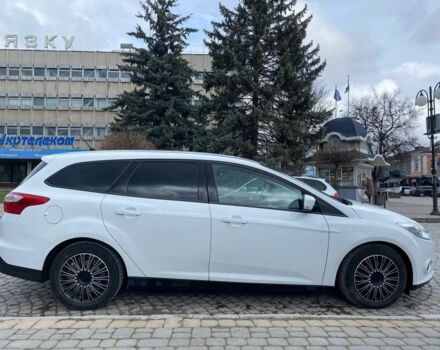 Белый Форд Фокус, объемом двигателя 1.6 л и пробегом 200 тыс. км за 6500 $, фото 1 на Automoto.ua