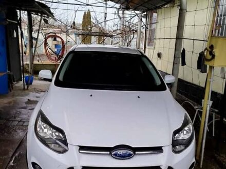 Белый Форд Фокус, объемом двигателя 1 л и пробегом 112 тыс. км за 5700 $, фото 1 на Automoto.ua