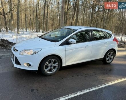 Білий Форд Фокус, об'ємом двигуна 2 л та пробігом 230 тис. км за 8500 $, фото 1 на Automoto.ua