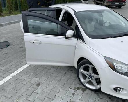 Белый Форд Фокус, объемом двигателя 2 л и пробегом 146 тыс. км за 8399 $, фото 1 на Automoto.ua