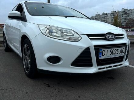 Білий Форд Фокус, об'ємом двигуна 1 л та пробігом 136 тис. км за 6000 $, фото 1 на Automoto.ua
