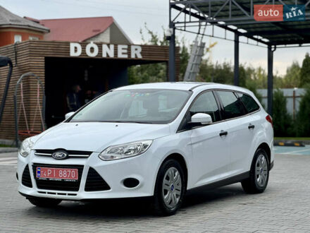 Белый Форд Фокус, объемом двигателя 1.6 л и пробегом 174 тыс. км за 8200 $, фото 1 на Automoto.ua