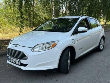 Форд Фокус 2014 у Запоріжжя на Automoto.ua Білий Форд Фокус, об'ємом двигуна 0 л та пробігом 155 тис. км за 6900 $, фото 1 на Automoto.ua
