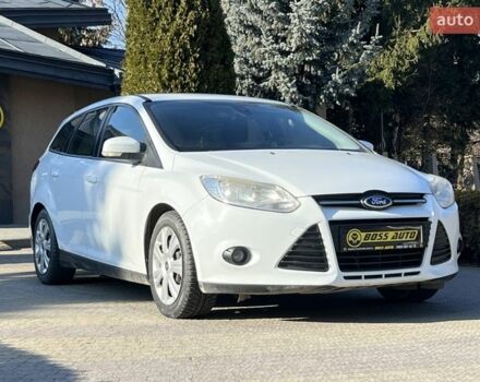 Белый Форд Фокус, объемом двигателя 1.56 л и пробегом 300 тыс. км за 7850 $, фото 1 на Automoto.ua