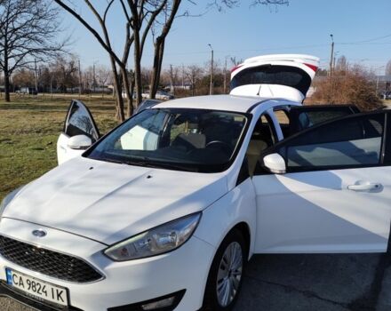 Белый Форд Фокус, объемом двигателя 1.5 л и пробегом 250 тыс. км за 8200 $, фото 1 на Automoto.ua