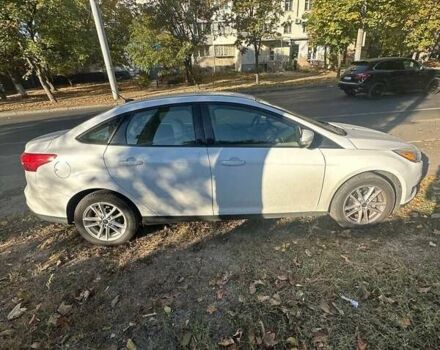 Білий Форд Фокус, об'ємом двигуна 2 л та пробігом 143 тис. км за 8000 $, фото 1 на Automoto.ua