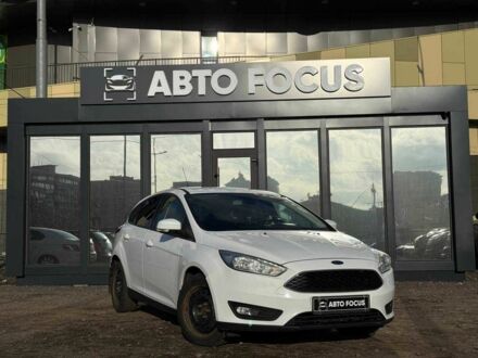 Білий Форд Фокус, об'ємом двигуна 0 л та пробігом 150 тис. км за 8290 $, фото 1 на Automoto.ua