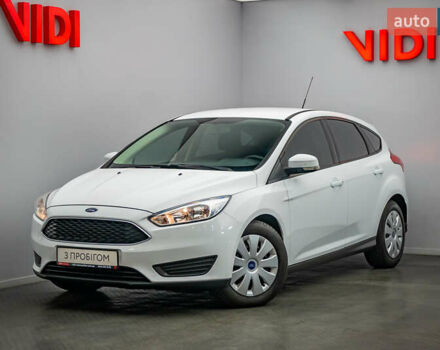 Білий Форд Фокус, об'ємом двигуна 1 л та пробігом 88 тис. км за 9788 $, фото 1 на Automoto.ua