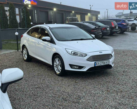 Белый Форд Фокус, объемом двигателя 2 л и пробегом 223 тыс. км за 8000 $, фото 1 на Automoto.ua