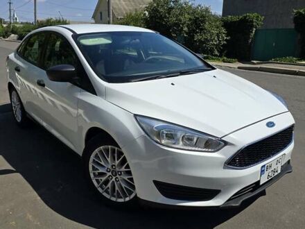 Форд Фокус 2015 в Одессе на Automoto.ua Белый Форд Фокус, объемом двигателя 2 л и пробегом 212 тыс. км за 8000 $, фото 1 на Automoto.ua