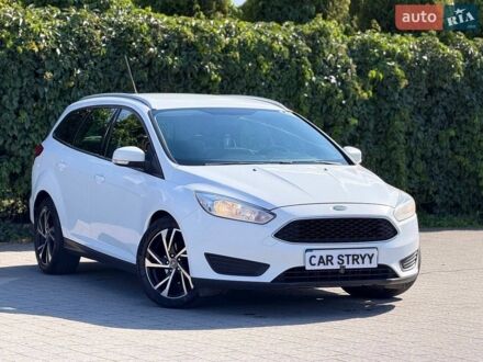 Білий Форд Фокус, об'ємом двигуна 1 л та пробігом 253 тис. км за 5900 $, фото 1 на Automoto.ua