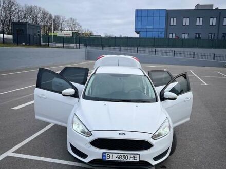 Белый Форд Фокус, объемом двигателя 2 л и пробегом 205 тыс. км за 8300 $, фото 1 на Automoto.ua